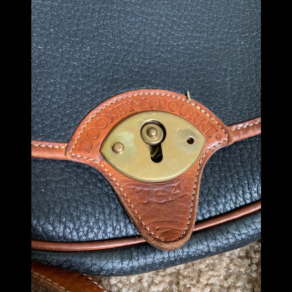 Dooney & Bourke vintage Cavalry bag black brown leather project purse flawed - Picture 4 of 8